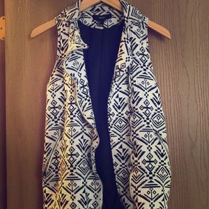 Forever 21 Geometric Pattern Vest